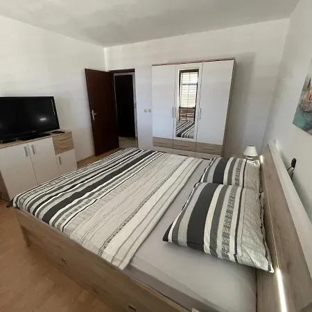 Apartment Monika *